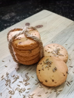 A picture of Jeera Biscuits.