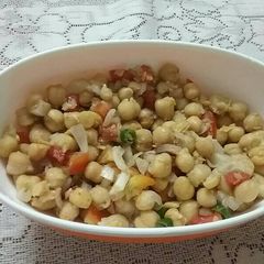 A picture of White Chhole Chaat.
