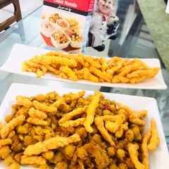 A picture of Kurkure Chana Chaat.