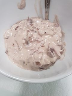 Una foto de Salsa champiñones y nata