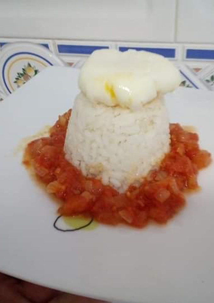Una foto de Arroz a la cubana poche