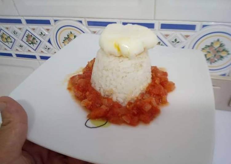 Arroz a la cubana poche