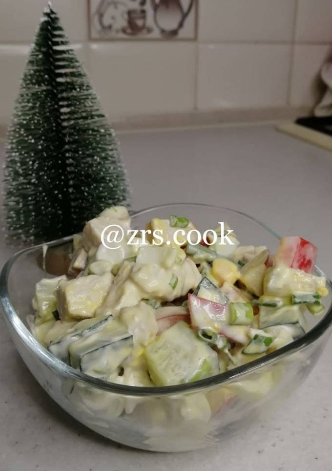 Салат з куркою
