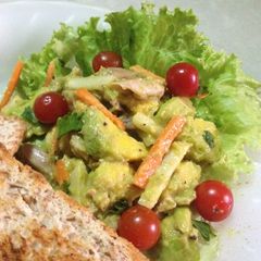A picture of Avocado Chicken - salad topping filling.