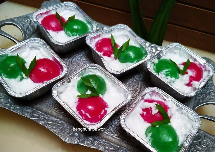 Kue Mendut Berenang