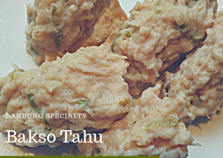 Recipe of Quick Bakso Tahu (steamed tofu & chicken dumplings)