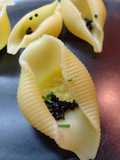 Conchiglie all'uovo e caviale di storione