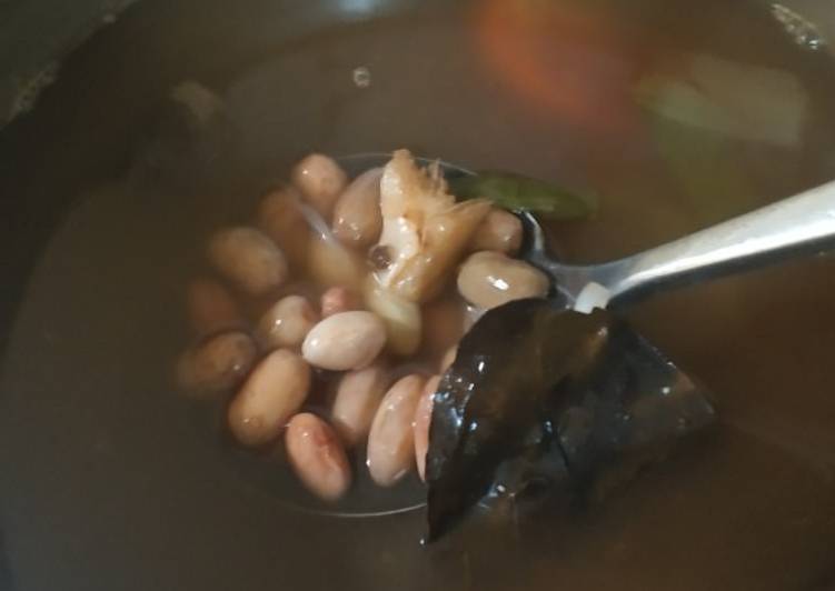 Sayur asem kacang merah