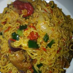 A picture of Noodles with dry fish.