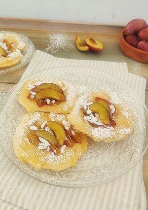 Foto di Tartellette di susine (cosce di monaca)