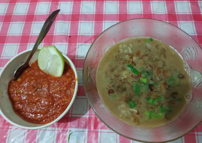 Coto Khas makassar dengan sambel Tauco