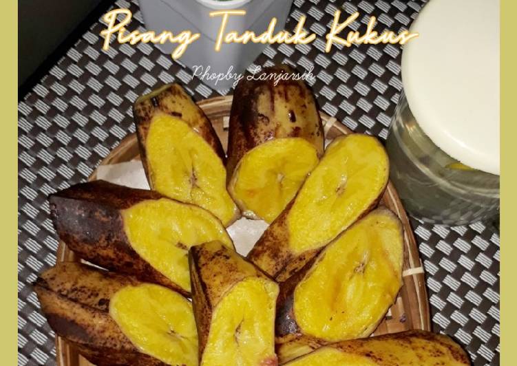 Pisang Tanduk Kukus