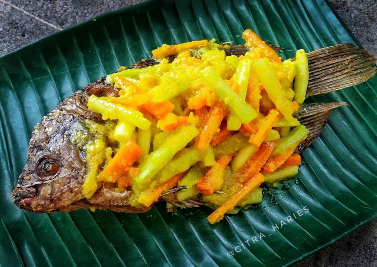 Cara Gampang memasak Gurame Acar Kuning Lezat