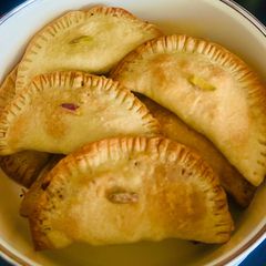 A picture of Party Style Baked Karanji-Gujiya-Ghughra~Festive Sides❣️.