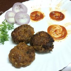 A picture of Afghani Chaapli Kabab.