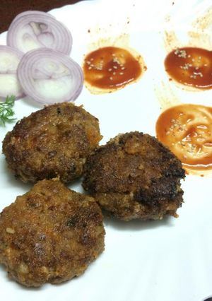 A picture of Afghani Chaapli Kabab.