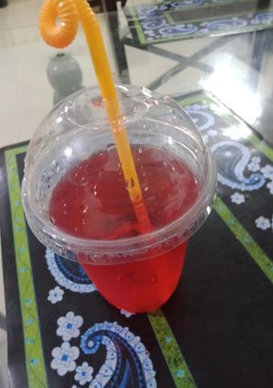 A picture of Rosy Lemonade.