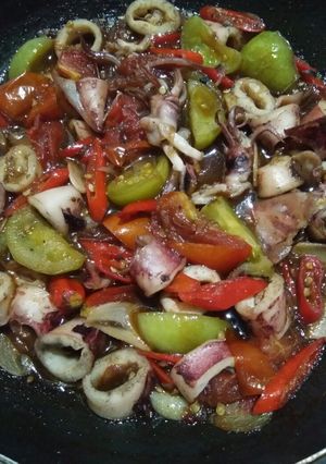Foto resep Tumis Cumi Pedes