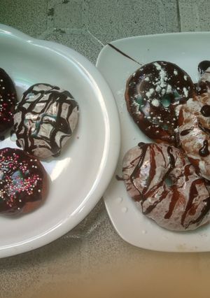A picture of Doughnuts glaze.