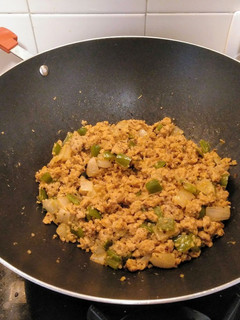 Una foto de Descubriendo sabores: Wok de soja texturizada con quinoa