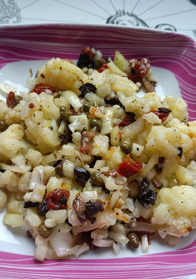 Una foto de Coliflor con salsa italiana