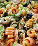 Ensalada de pasta con un toque cítrico