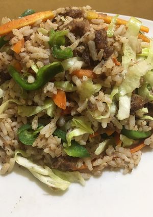 A picture of Stir fried rice suya.