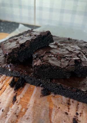 Una foto de Brownie fudge súper chocolatoso