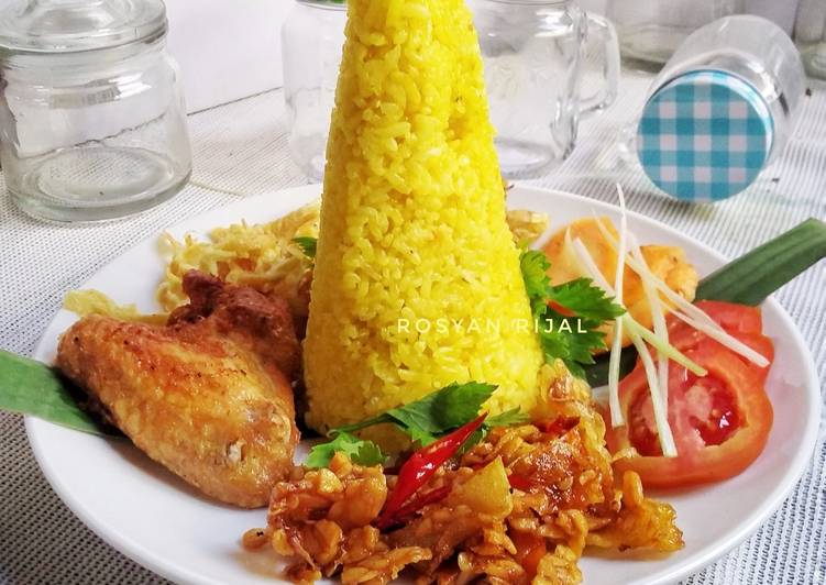Nasi Kuning Praktis
