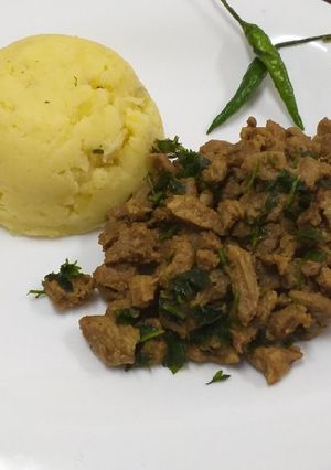 A picture of Mash Potatoes with Mutton wet fry#potatoes+3Challenge.