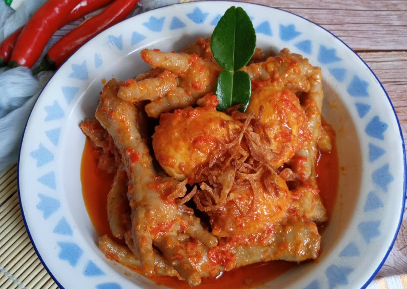 Kalio Ceker dan Telur