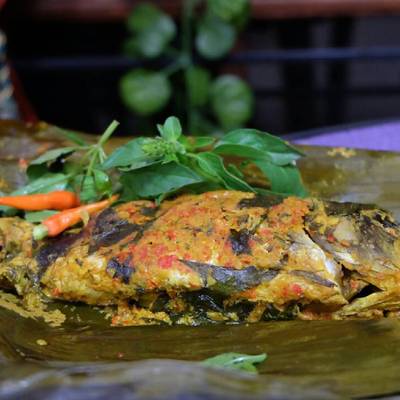  Cara Membuat Pepes Ikan Daun Kemangi 