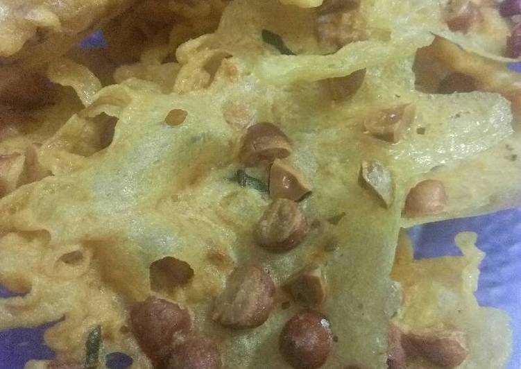 Peyek Kacang Renyah