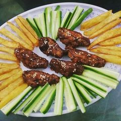 Honey BBQ friend chicken wings A picture of Honey BBQ friend chicken wings.