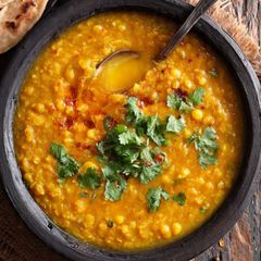 A picture of Gav Wali Matar ki Daal Teen Seeti Me Taiyar Hostel ke Bacche Bhi Banaa Lenge Maa ke Hatho ka Swaad.