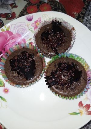 A picture of Mexican Chocolate Cupcakes.