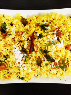 சித்தரான்னா கர்நாடக ஸ்டைல் (chithraanna karnataka style food) செய்முறை முக்கிய புகைப்படம்