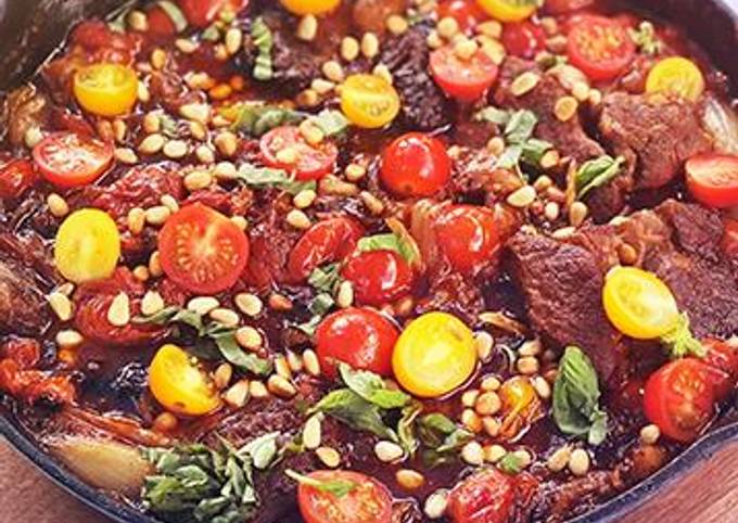 Steps to Make Speedy Braised Wagyu Beef, Shallot, Tomato, and Basil Skillet