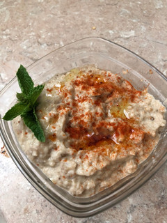 Una foto de Hummus de berenjenas