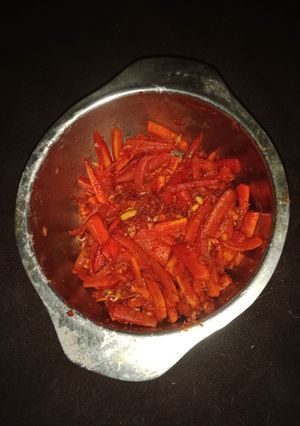 લસણિયા ગાજર નુ અથાણુ (Lasaniya Gajar Athanu Recipe In Gujarati) રેસીપી મુખ્ય ફોટો