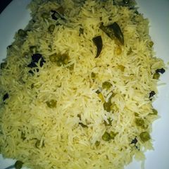 A picture of Matar pulao.