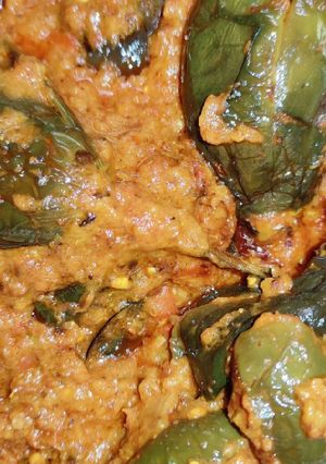 भरवा बैंगन (bharwa baingan recipe in Hindi) रेसिपी मुख्य फोटो