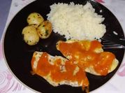 Una foto de pechugas de pollo
