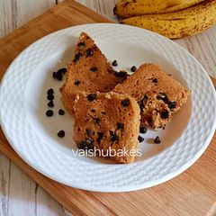 A picture of Oats, Banana Choco Chip Microwave Cake/ Easy 3 minutes Cake.