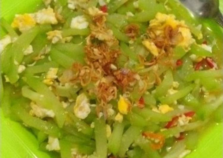 How to Cook Tasty Oseng Labu Siam Telur (Plus Tips Cara Membersihkan dan Memotong)