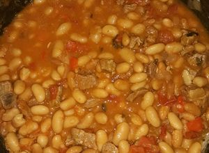 Una foto de Frijoles canarios a mi manera