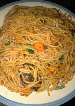 A picture of Jollof spaghetti.