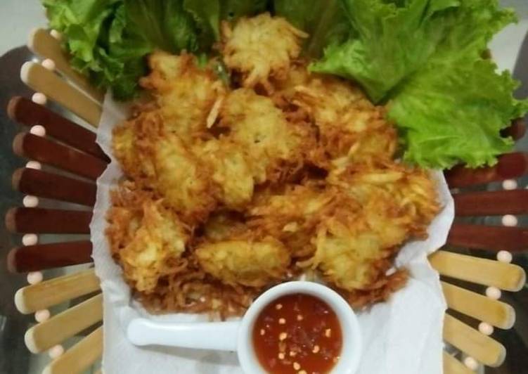 Super Crispy Potato pakora 😋