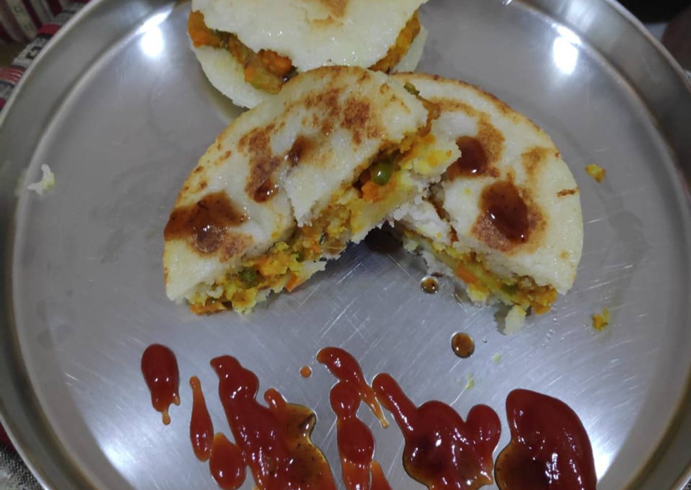 Suji idli burger