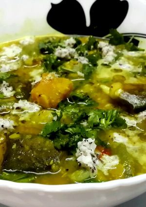 A picture of Dalma (traditional lentils and vegetables curry from Orissa).